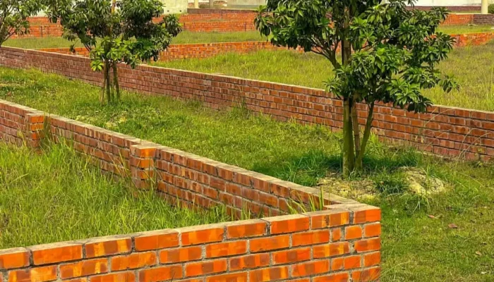 Boundary wall